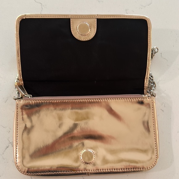 Maria Sharapova by Cole Haan rose gold clutch with detachable chain - Picture 3 of 9